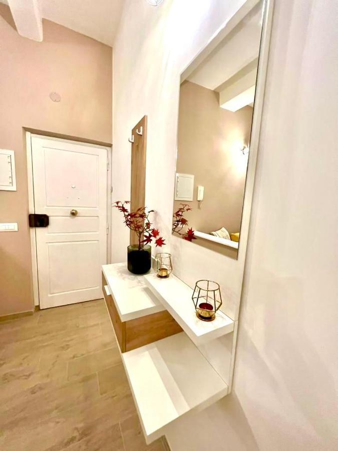 Guest House Mamy Rom Exteriör bild